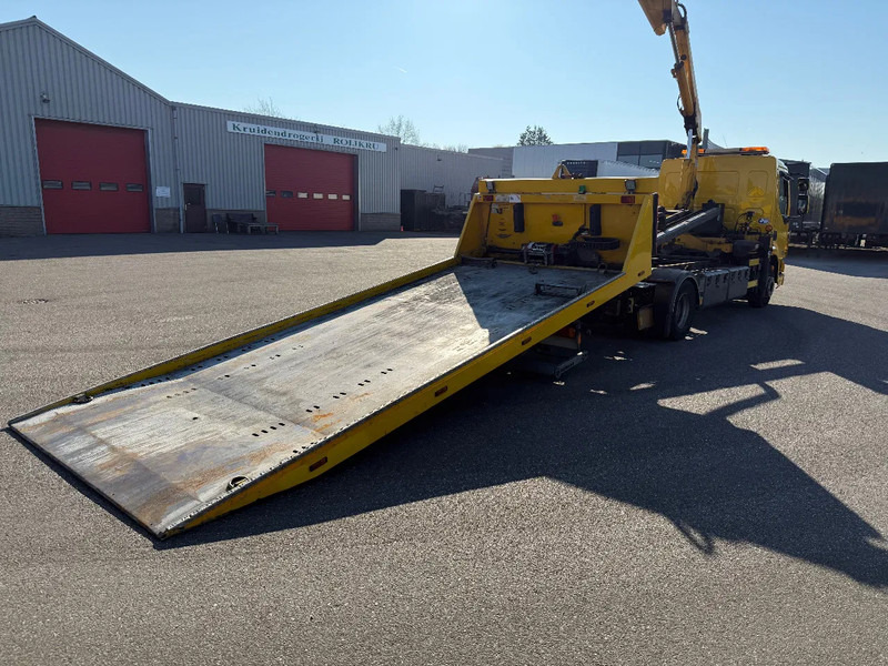 DAF LF 45 180 EEV 2013 plateau + bril + crane - Remorqueuse: photos 3 DAF LF 45 180 EEV 2013 plateau + bril + crane - Remorqueuse: photos 3