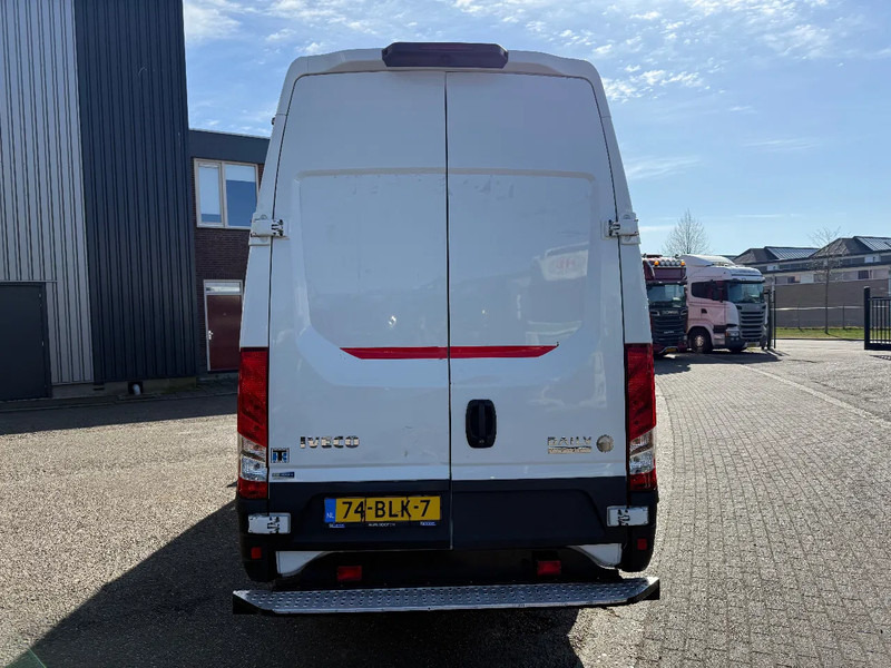 Iveco Daily 70 70c180 - Véhicule utilitaire frigorifique: photos 5 Iveco Daily 70 70c180 - Véhicule utilitaire frigorifique: photos 5