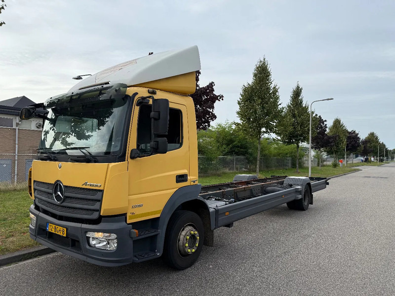 Mercedes-Benz Atego 1318 L - Châssis cabine: photos 2 Mercedes-Benz Atego 1318 L - Châssis cabine: photos 2
