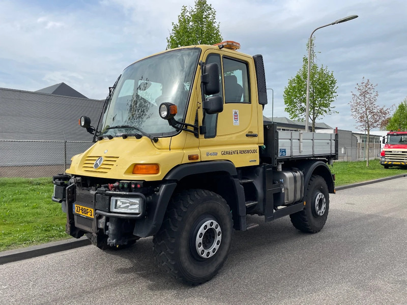 Mercedes-Benz unimog U400 - Camion benne: photos 1 Mercedes-Benz unimog U400 - Camion benne: photos 1