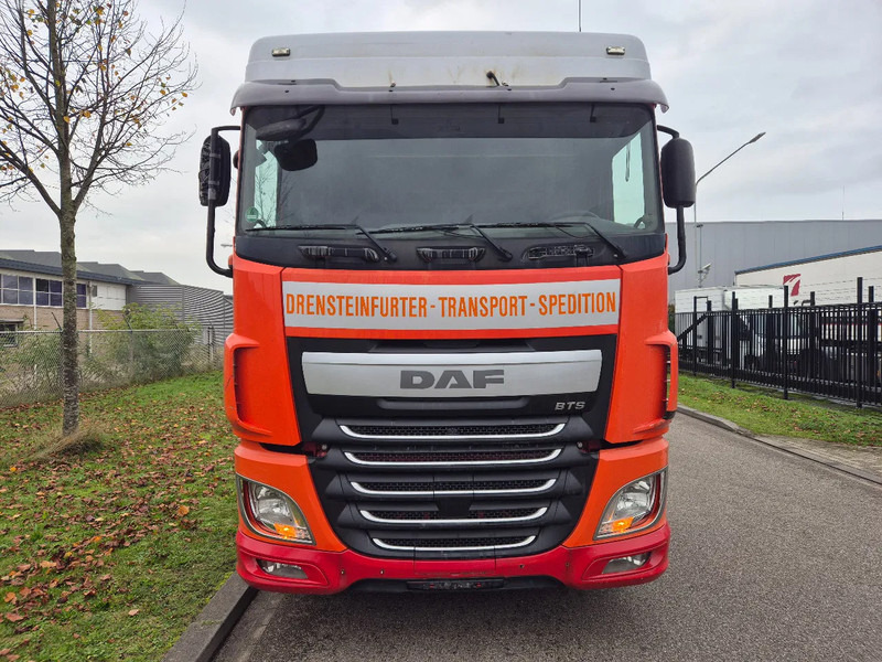 DAF XF 105.460 460 retarder - Tracteur routier: photos 3 DAF XF 105.460 460 retarder - Tracteur routier: photos 3