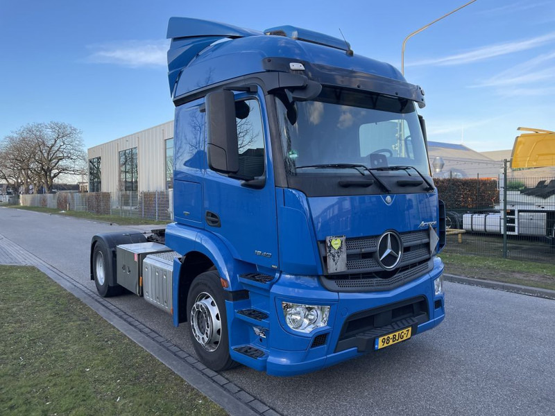 Mercedes-Benz Actros 1940 euro 6 ! 3-2017 - Tracteur routier: photos 2 Mercedes-Benz Actros 1940 euro 6 ! 3-2017 - Tracteur routier: photos 2