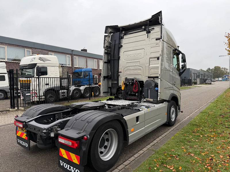 Volvo FH 460 2022 only 406.000 km !!! - Tracteur routier: photos 4 Volvo FH 460 2022 only 406.000 km !!! - Tracteur routier: photos 4