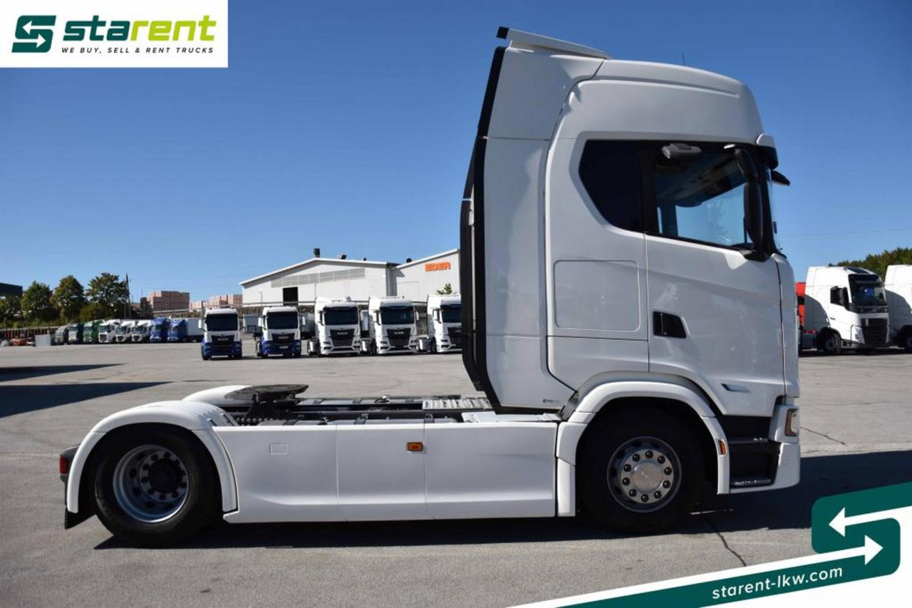 Scania S560 Retarder Navi LED-Lichter Ledersitze ACC - Tracteur routier: photos 4 Scania S560 Retarder Navi LED-Lichter Ledersitze ACC - Tracteur routier: photos 4
