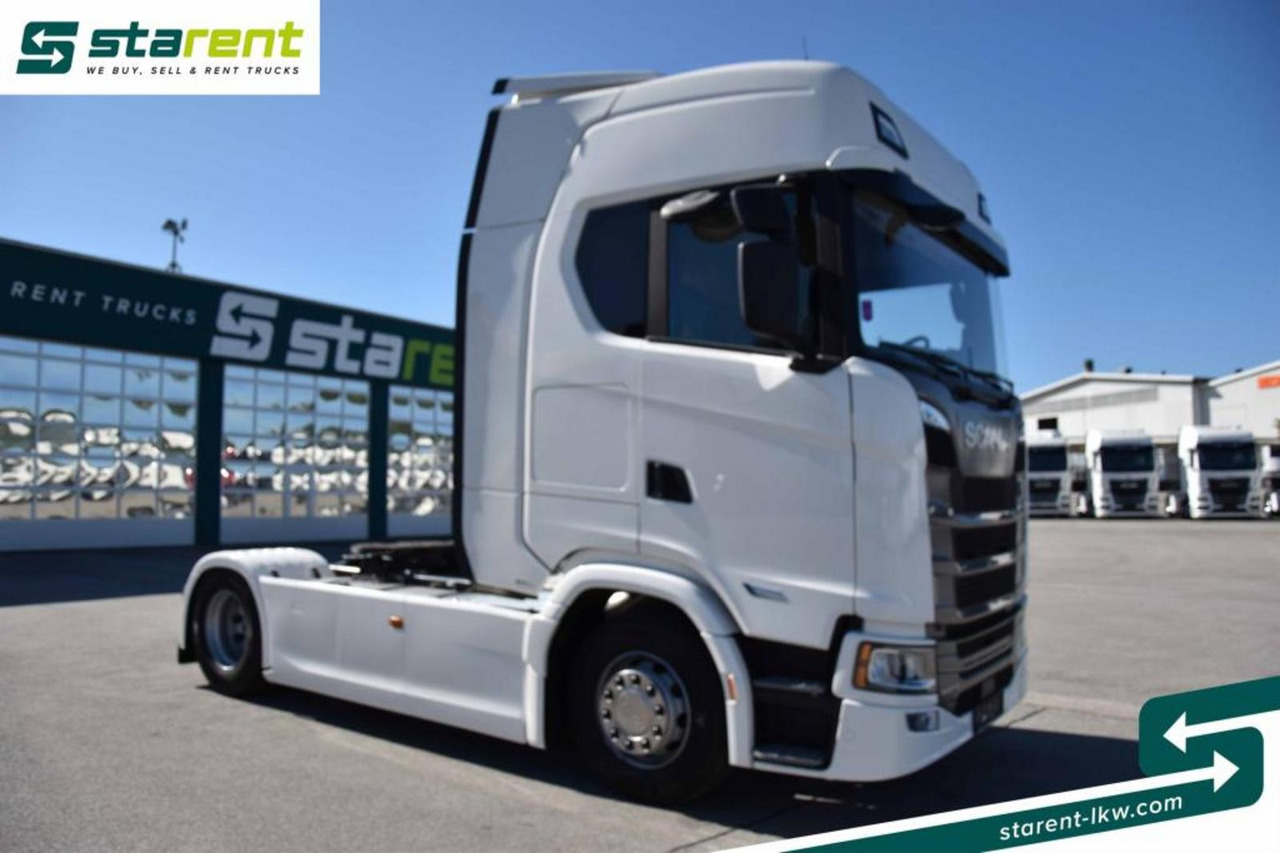 Scania S560 Retarder Navi LED-Lichter Ledersitze ACC - Tracteur routier: photos 3 Scania S560 Retarder Navi LED-Lichter Ledersitze ACC - Tracteur routier: photos 3