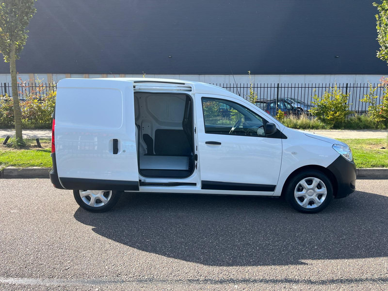 Dacia Dokker 1.5 dci 75 pk Euro 6 - Fourgonnette: photos 5 Dacia Dokker 1.5 dci 75 pk Euro 6 - Fourgonnette: photos 5