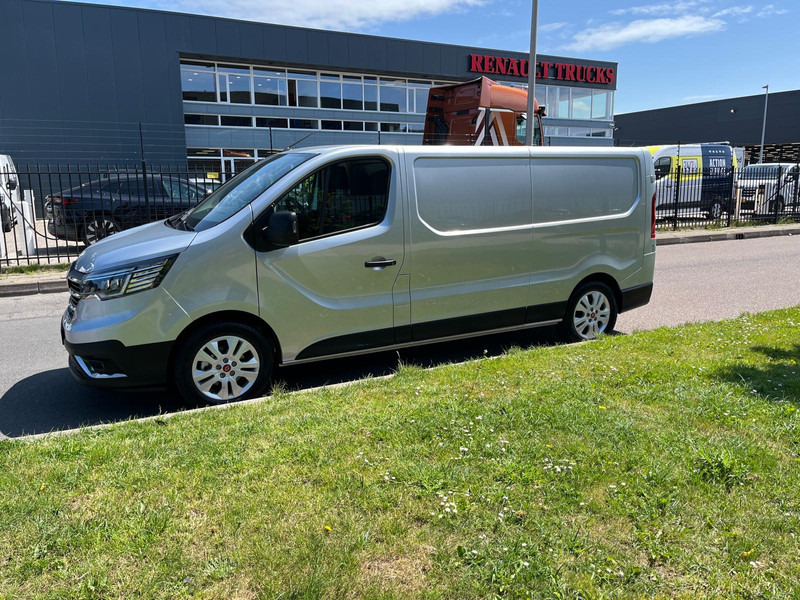 Renault Trafic E-Tech Red L2 H1, Airco, Nav, Camera - Fourgonnette, Utilitaire électrique: photos 2 Renault Trafic E-Tech Red L2 H1, Airco, Nav, Camera - Fourgonnette, Utilitaire électrique: photos 2