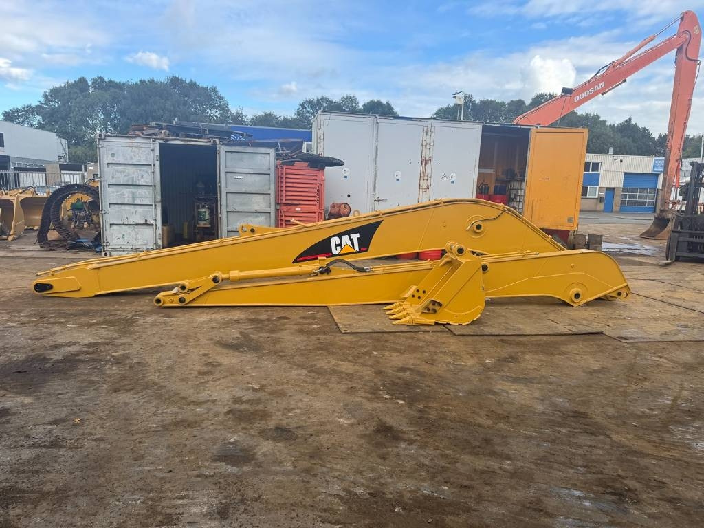 CAT 320 D L LONG REACH BOOM 15M UNUSED - Pelle: photos 1 CAT 320 D L LONG REACH BOOM 15M UNUSED - Pelle: photos 1
