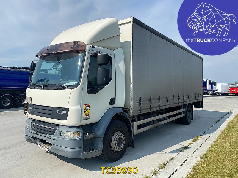 DAF LF 55 220 - Camion à rideaux coulissants: photos 1 DAF LF 55 220 - Camion à rideaux coulissants: photos 1