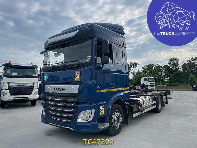 DAF XF Euro6 480 - Camion porte-conteneur/ Caisse mobile: photos 1 DAF XF Euro6 480 - Camion porte-conteneur/ Caisse mobile: photos 1