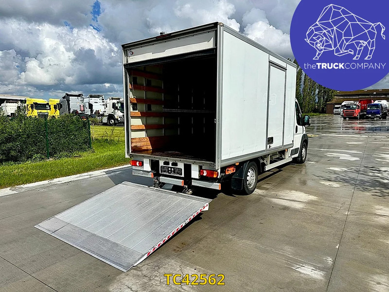 Fiat Ducato meubelbak + lift 3.0D automaat - Fourgon: photos 3 Fiat Ducato meubelbak + lift 3.0D automaat - Fourgon: photos 3