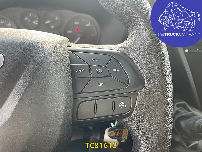 Fourgon utilitaire Iveco Daily 35S13 MAXI: photos 18