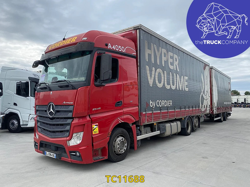 Mercedes-Benz Actros 2648 - Camion à rideaux coulissants: photos 1 Mercedes-Benz Actros 2648 - Camion à rideaux coulissants: photos 1