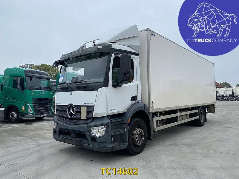 Mercedes-Benz Antos 1827 - Camion fourgon: photos 1 Mercedes-Benz Antos 1827 - Camion fourgon: photos 1