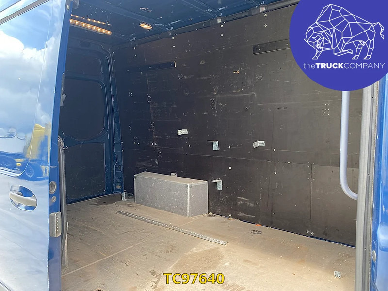 Mercedes-Benz Sprinter - Fourgon utilitaire: photos 3 Mercedes-Benz Sprinter - Fourgon utilitaire: photos 3