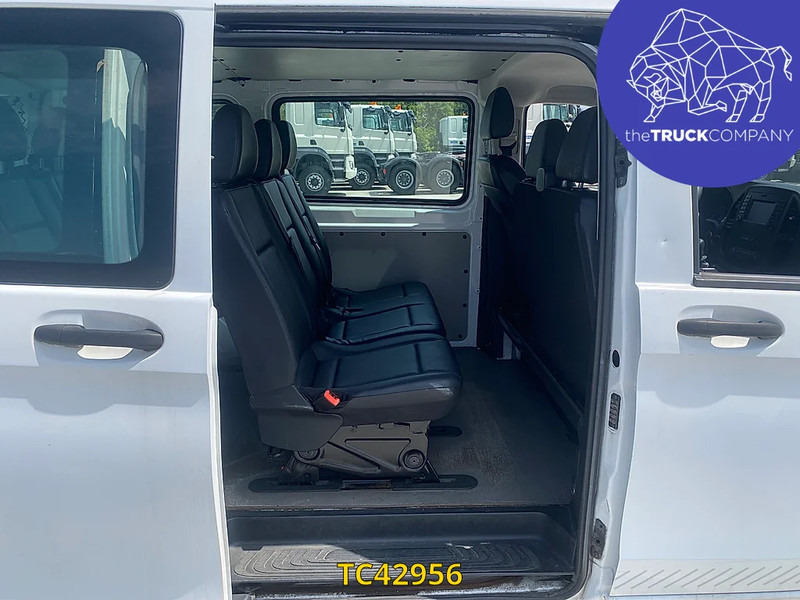 Mercedes-Benz Vito 111 CDI MINIBUS 9 SEATS - Minibus, Transport de personnes: photos 4 Mercedes-Benz Vito 111 CDI MINIBUS 9 SEATS - Minibus, Transport de personnes: photos 4