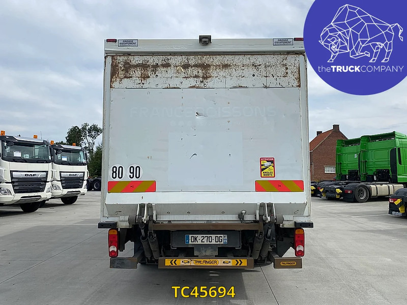 Renault D 210 - Camion fourgon: photos 4 Renault D 210 - Camion fourgon: photos 4