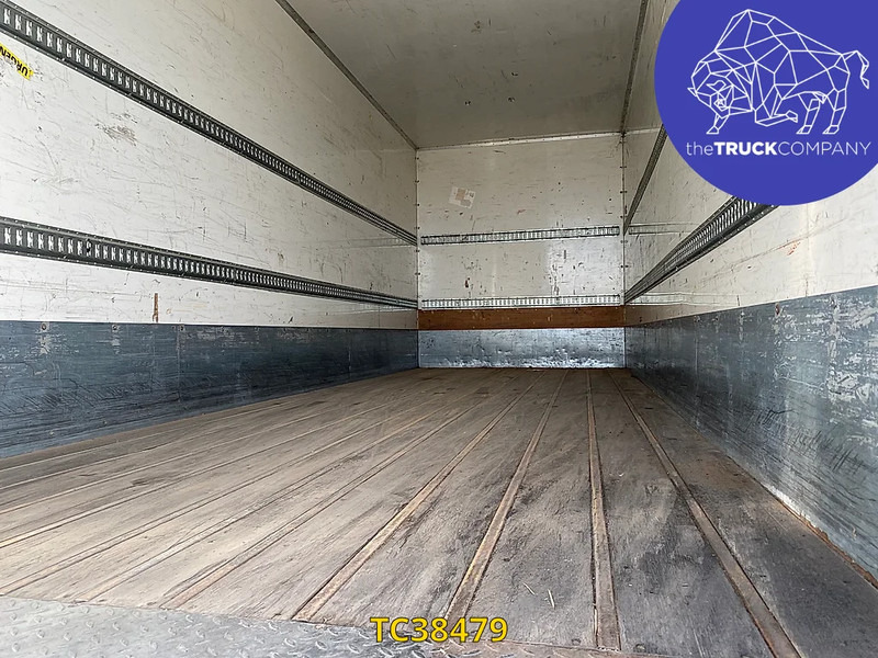 Renault T 430 - Camion fourgon: photos 4 Renault T 430 - Camion fourgon: photos 4