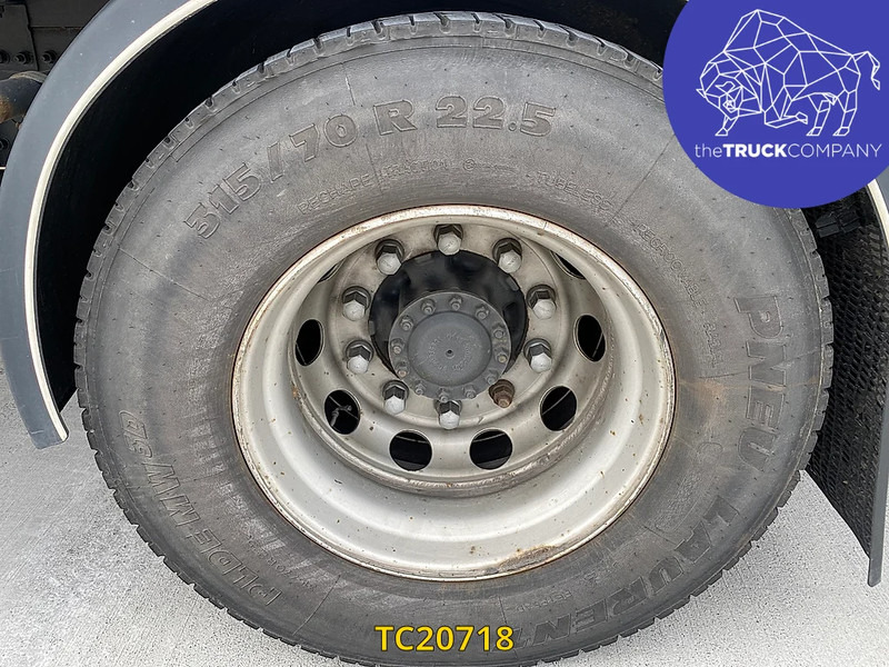 Renault T 460 - Camion fourgon: photos 4 Renault T 460 - Camion fourgon: photos 4