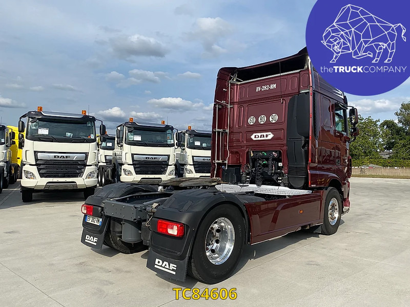 DAF 530 - Tracteur routier: photos 2 DAF 530 - Tracteur routier: photos 2