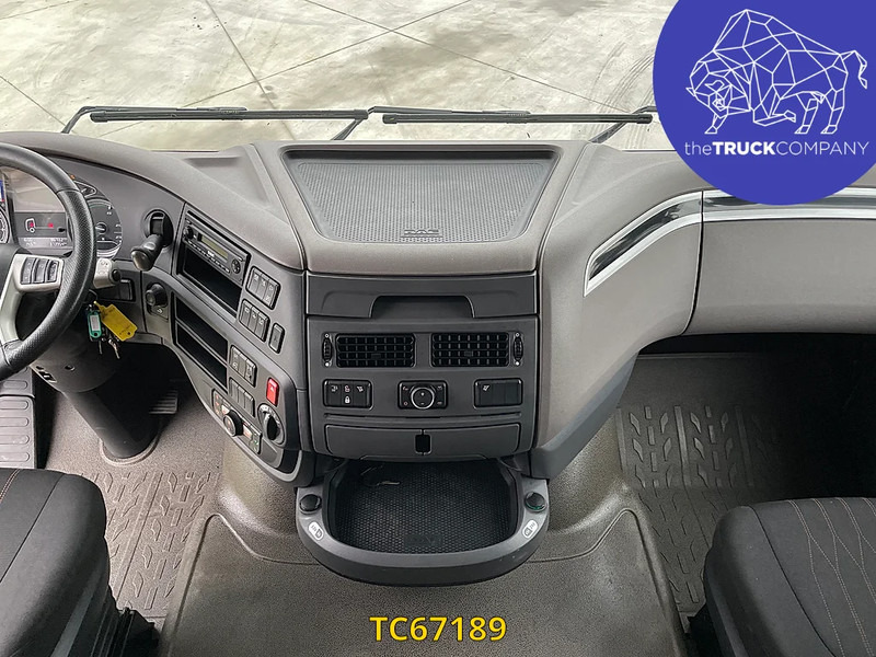 Tracteur routier DAF XF 480: photos 10