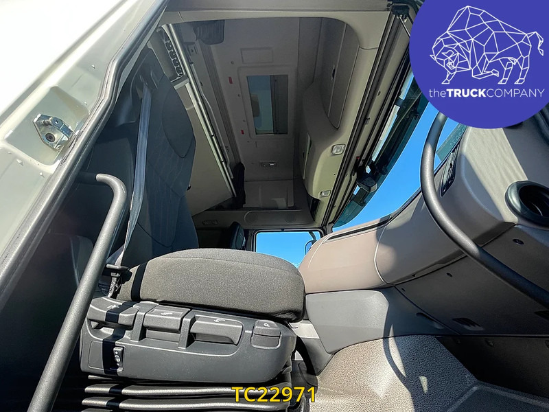 DAF XF 480 - Tracteur routier: photos 3 DAF XF 480 - Tracteur routier: photos 3