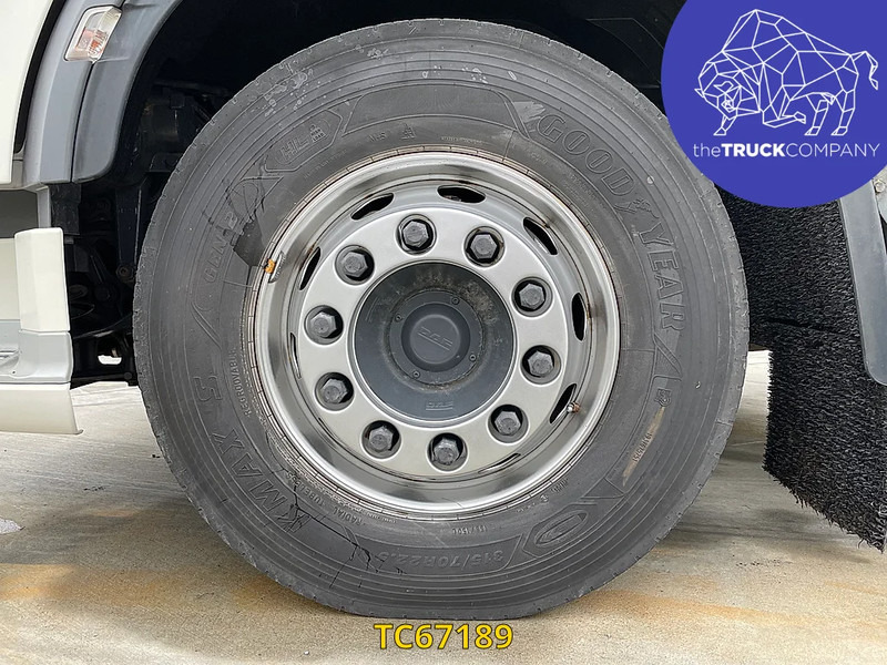 Tracteur routier DAF XF 480: photos 17