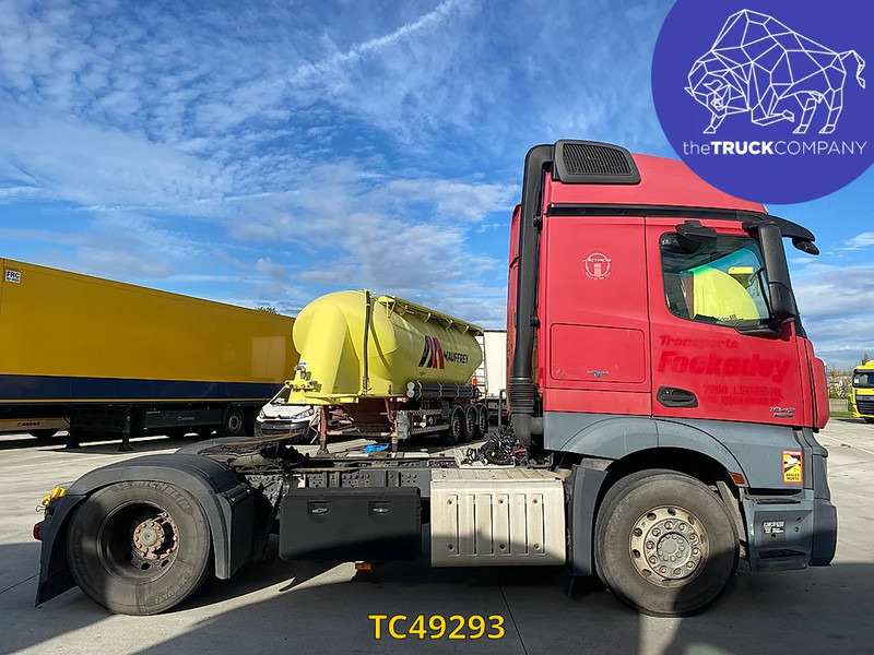 Crédit-bail Mercedes-Benz 18.42 Mercedes-Benz 18.42: photos 8 Crédit-bail Mercedes-Benz 18.42 Mercedes-Benz 18.42: photos 8