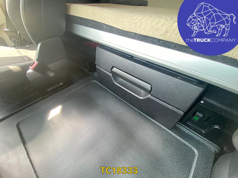 Tracteur routier Mercedes-Benz Actros 1843: photos 7