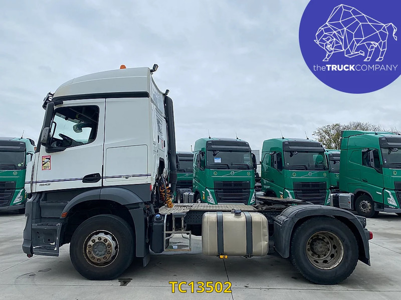 Mercedes-Benz Arocs 1943 - Tracteur routier: photos 2 Mercedes-Benz Arocs 1943 - Tracteur routier: photos 2