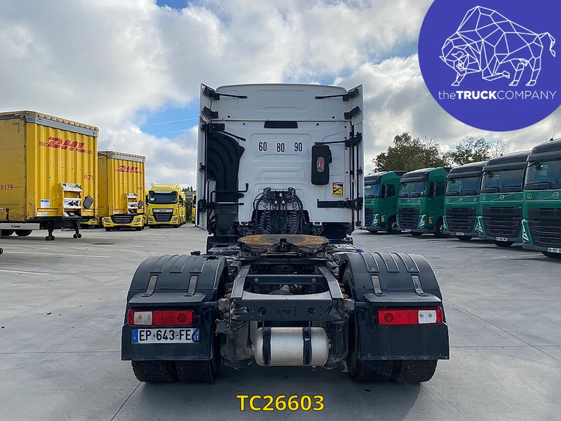 Renault T 440 - Tracteur routier: photos 4 Renault T 440 - Tracteur routier: photos 4