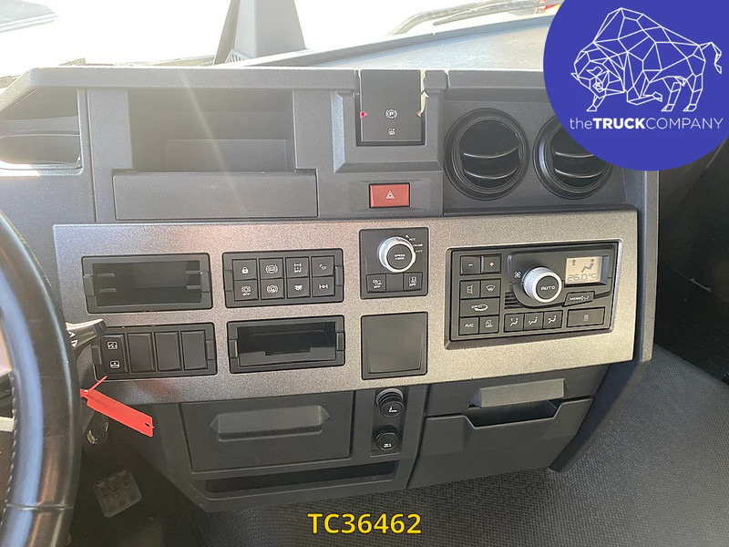 Renault T 460 - Tracteur routier: photos 3 Renault T 460 - Tracteur routier: photos 3