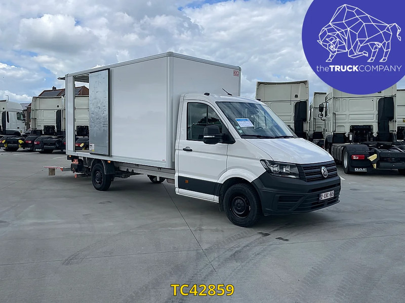 Volkswagen Crafter 2.0 TDI BOX + LIFT - Fourgon: photos 2 Volkswagen Crafter 2.0 TDI BOX + LIFT - Fourgon: photos 2