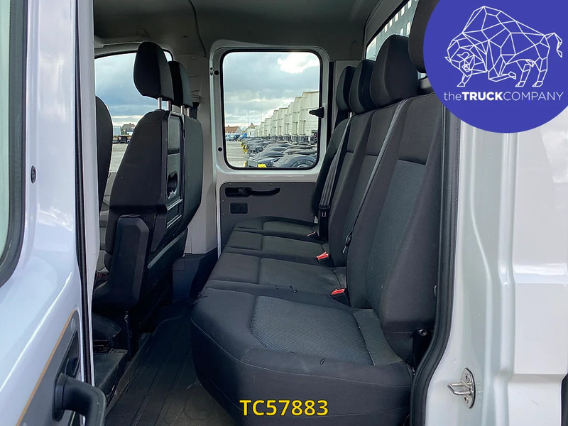 Volkswagen Crafter 2.0 TDI OPEN LAADBAK DUBBELE CABINE - Fourgon plateau: photos 2 Volkswagen Crafter 2.0 TDI OPEN LAADBAK DUBBELE CABINE - Fourgon plateau: photos 2