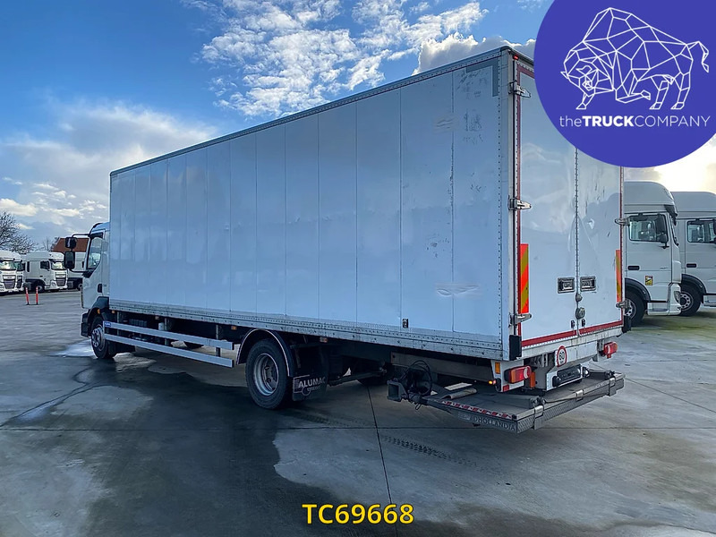 Volvo FL 250 - Camion fourgon: photos 3 Volvo FL 250 - Camion fourgon: photos 3