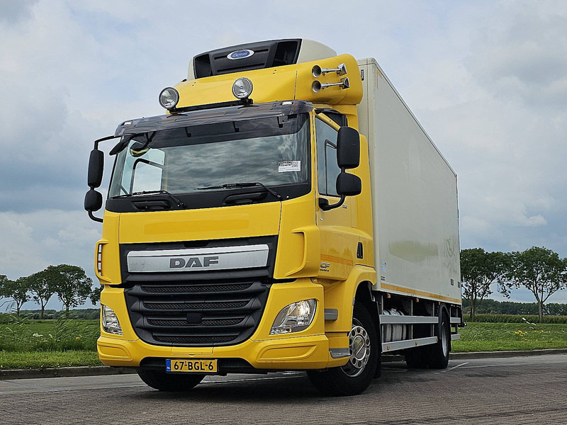 DAF CF 220 CARRIER LIFT DOORS - Camion frigorifique: photos 1 DAF CF 220 CARRIER LIFT DOORS - Camion frigorifique: photos 1