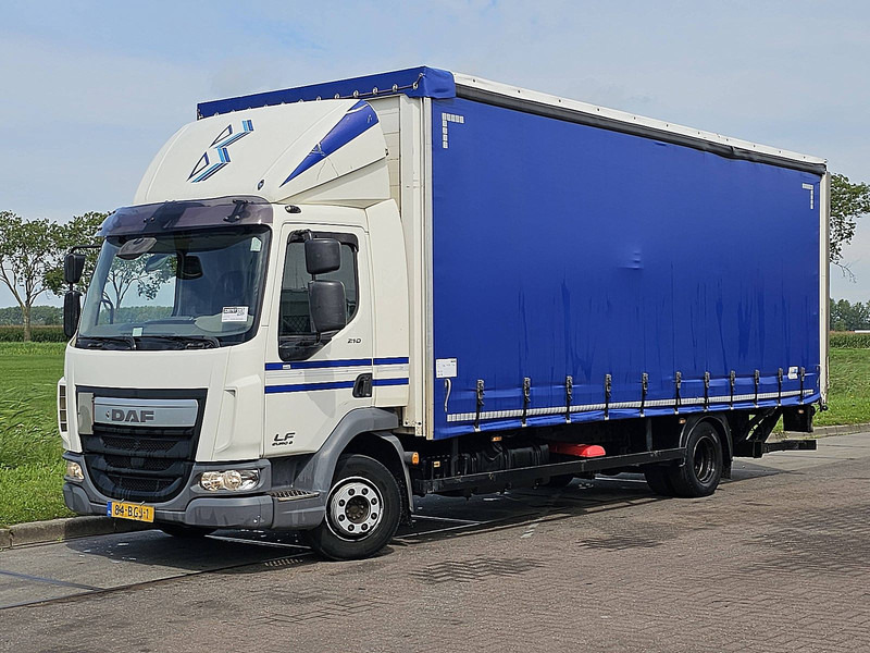 DAF LF 210 11.9T LIFT AIRCO - Camion à rideaux coulissants: photos 2 DAF LF 210 11.9T LIFT AIRCO - Camion à rideaux coulissants: photos 2