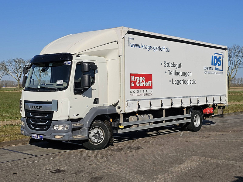 DAF LF 290 16T LIFT 167 TKM - Camion à rideaux coulissants: photos 2 DAF LF 290 16T LIFT 167 TKM - Camion à rideaux coulissants: photos 2
