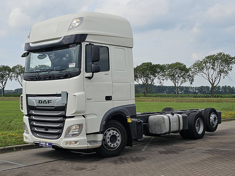 DAF XF 480 SSC 6X2 FAR INTARDER - Châssis cabine: photos 2 DAF XF 480 SSC 6X2 FAR INTARDER - Châssis cabine: photos 2