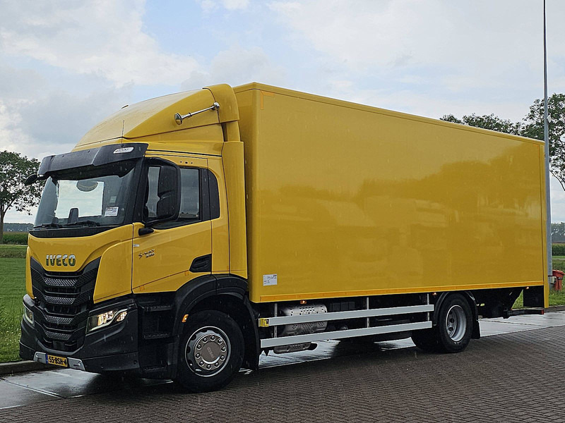 Iveco S-WAY AD190S33 2T TAILLIFT AIRCO - Camion fourgon: photos 2 Iveco S-WAY AD190S33 2T TAILLIFT AIRCO - Camion fourgon: photos 2