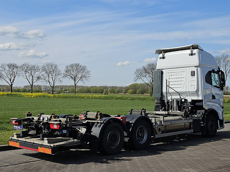 Iveco S-WAY AS260S46 LNG INT. STEERAXLE - Camion porte-conteneur/ Caisse mobile: photos 3 Iveco S-WAY AS260S46 LNG INT. STEERAXLE - Camion porte-conteneur/ Caisse mobile: photos 3