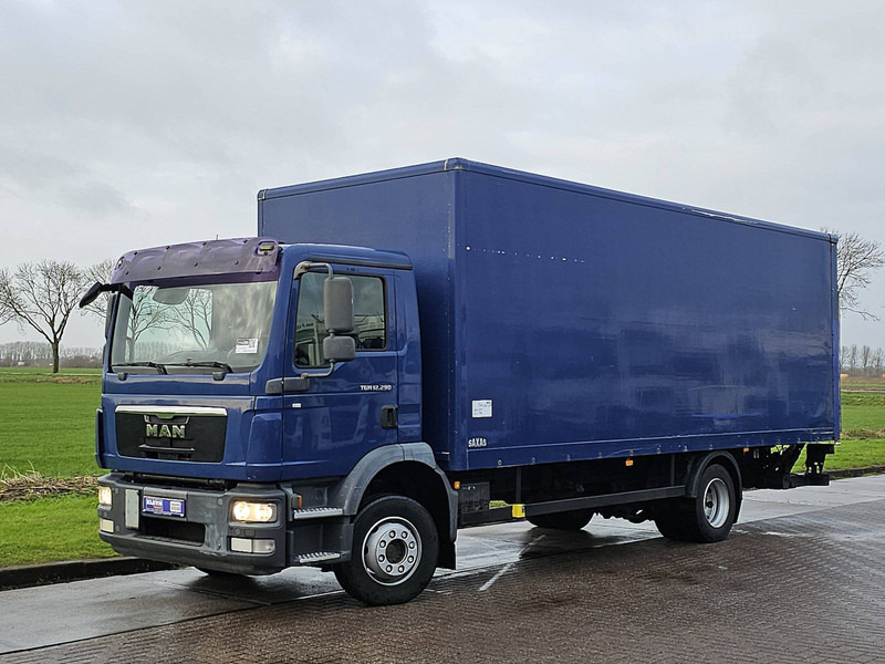 MAN 12.290 TGM MANUAL AIRCO LIFT - Camion fourgon: photos 2 MAN 12.290 TGM MANUAL AIRCO LIFT - Camion fourgon: photos 2