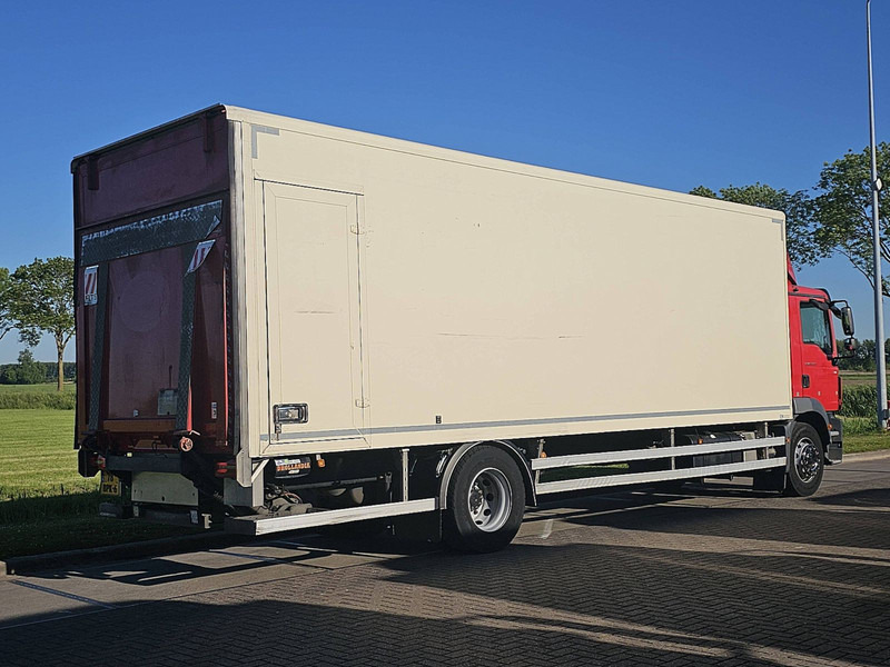MAN 18.250 TGM BOX L 8.48 LIFT 2.5T - Camion fourgon: photos 3 MAN 18.250 TGM BOX L 8.48 LIFT 2.5T - Camion fourgon: photos 3