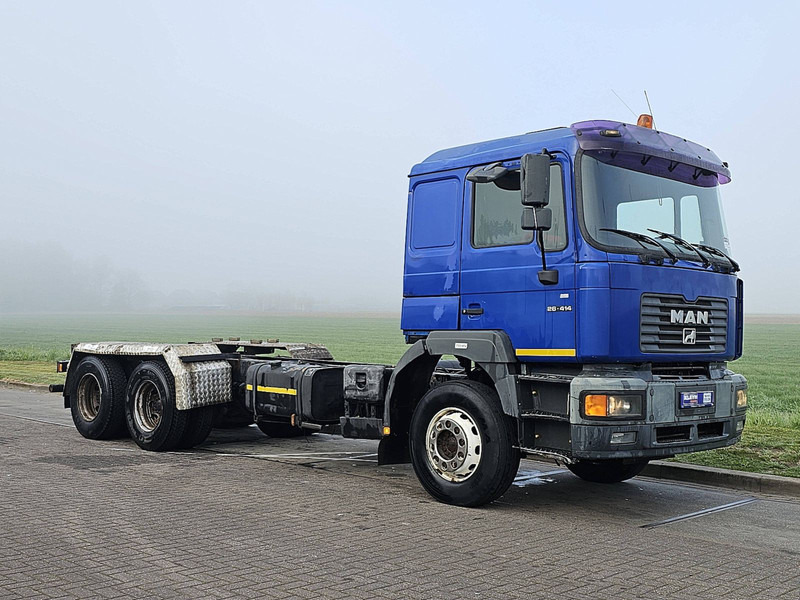 MAN 26.414 F2000 6X4 STEEL MANUAL - Châssis cabine: photos 5 MAN 26.414 F2000 6X4 STEEL MANUAL - Châssis cabine: photos 5