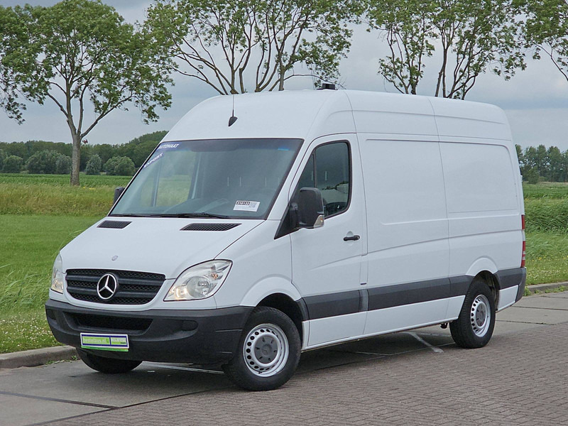 Mercedes-Benz Sprinter 316 AC AUTOMAAT - Fourgon utilitaire: photos 2 Mercedes-Benz Sprinter 316 AC AUTOMAAT - Fourgon utilitaire: photos 2