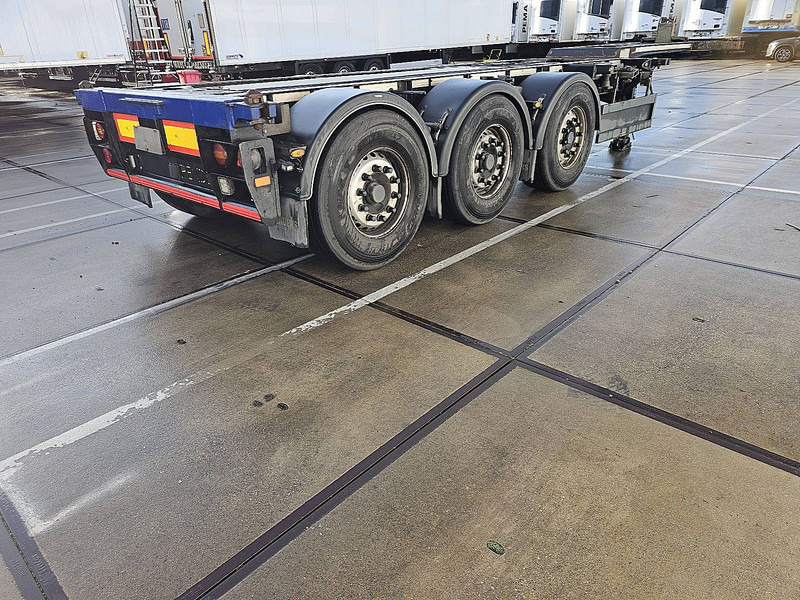 REGIS 3DFCST - Semi-remorque porte-conteneur/ Caisse mobile: photos 2 REGIS 3DFCST - Semi-remorque porte-conteneur/ Caisse mobile: photos 2