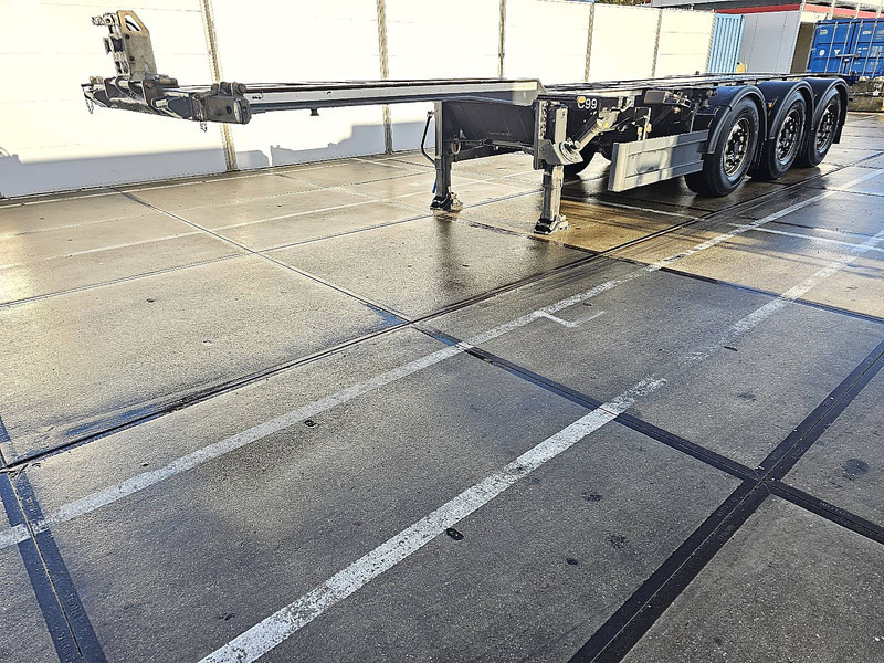 REGIS 3DFCST - Semi-remorque porte-conteneur/ Caisse mobile: photos 1 REGIS 3DFCST - Semi-remorque porte-conteneur/ Caisse mobile: photos 1