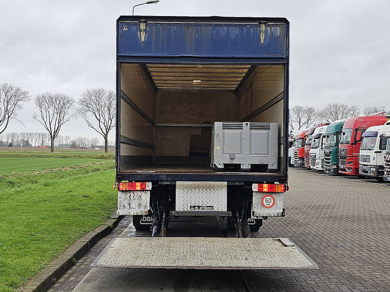 Crédit-bail Scania P230 Scania P230: photos 13