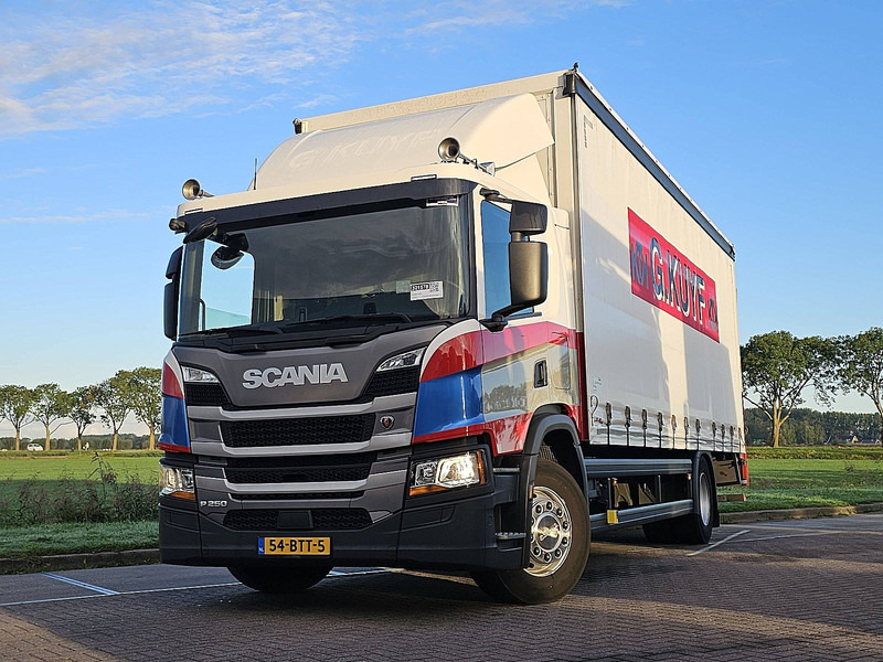Scania P250 3T LIFT EDSCHA - Camion à rideaux coulissants: photos 1 Scania P250 3T LIFT EDSCHA - Camion à rideaux coulissants: photos 1