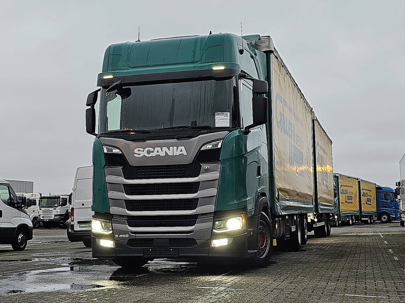 Scania S450 6x2*4 - Camion à rideaux coulissants: photos 1 Scania S450 6x2*4 - Camion à rideaux coulissants: photos 1